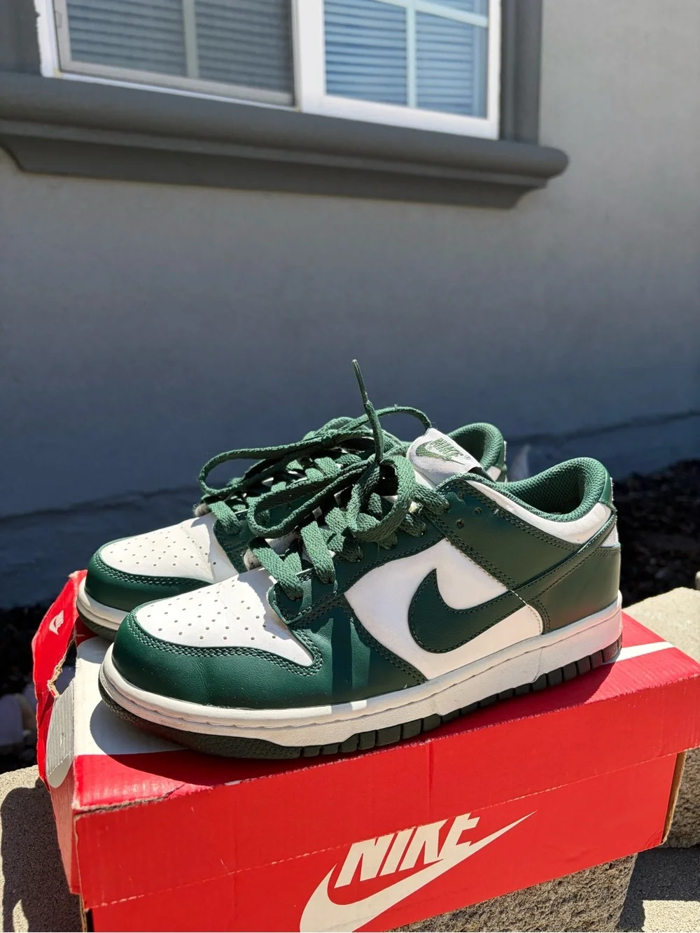 Nike lightly used